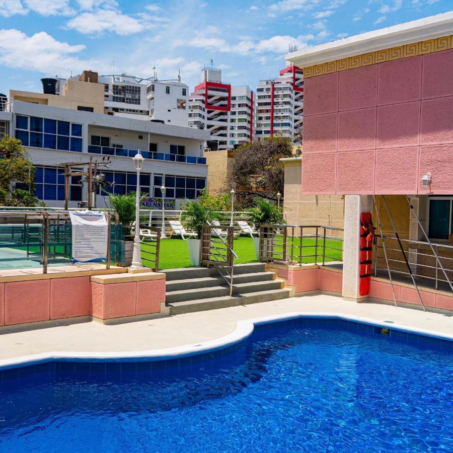 Sorrento Beach Hotel *
